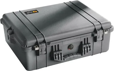 Pelican Products 1600-000-110 - Pelican 1600-000-110 Large Case wFoam for Camera (Black)