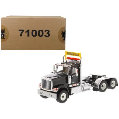Universal Products 71003 - 1:50 Scale Diecast International HX520 Day Cab - Black