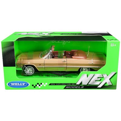 Welly 22434gld - 1963 Chevrolet Impala Convertible Gold NEX Models 124 Diecas