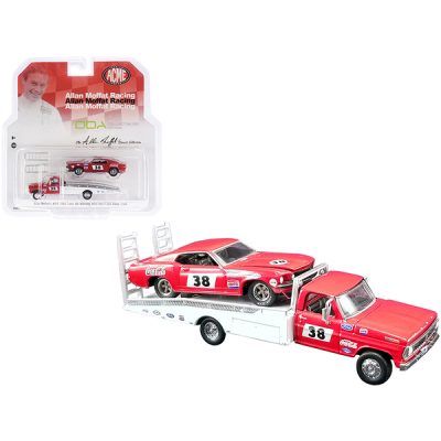 Greenlight 51269 - Ford F-350 Ramp Truck 38 Red and White with 1969 Ford Mustan