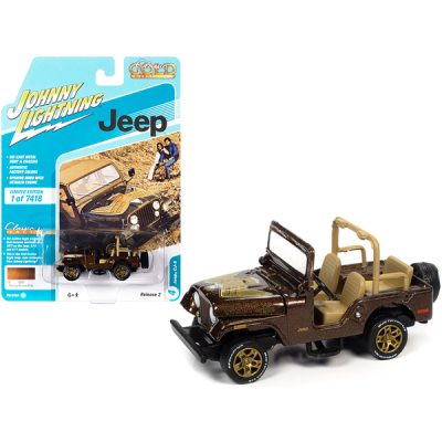Johnny Lightning JLCG025-JLSP150A - Jeep CJ-5 Mocha Brown Metallic with Golden Eagle Graphics Cl