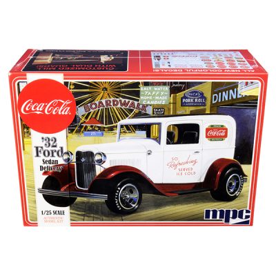 Mpc MPC902 - Skill 3 Model Kit 1932 Ford Sedan Delivery Coca-Cola 125 Sca