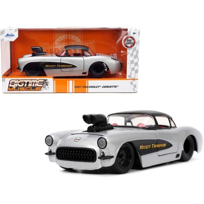 Jada Toys 33524 - 1957 Chevrolet Corvette Mickey Thompson Silver Metallic with