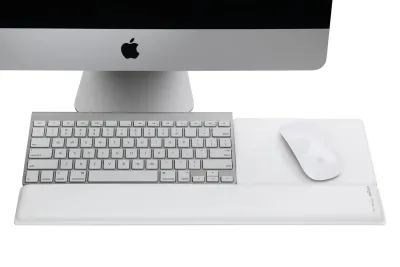 BRAINBOXES 10011 - Ergonomic Wrist Rest and Mouse Pad Combo - White