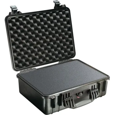 Pelican Products 1520-000-110 - Pelican 1520 Protector Case with Foam Insert - Black