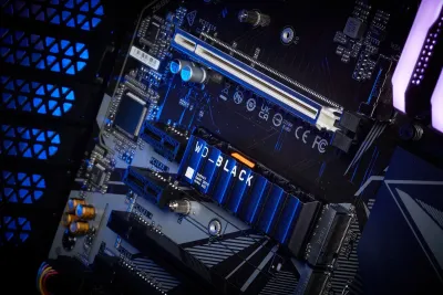 Western Digital WDS200T2XHE-00BCA0 - MOQ 10-2TB WD BLACK PCIE GEN4