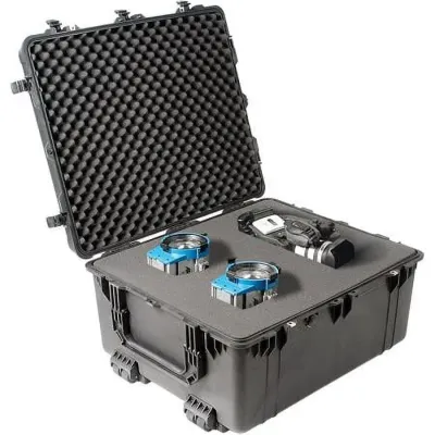 Pelican Products 1690-000-110 - Transport Case with Foam Padding and Wheels - Black