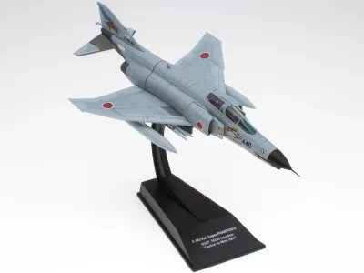 Hachette Collections HADC30 - Mitsubishi F-4EJ Kai Super Phantom II Fighter Aircraft 302nd