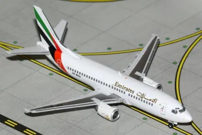 GeminiJets GJ2232 - Boeing 737-300 Commercial Aircraft Emirates Airlines (AP-BCD