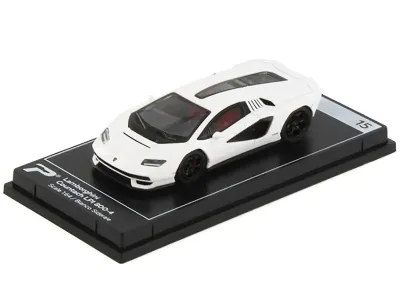PosterCars H15B - Lamborghini Countach LPI 800-4 Bianco Siderale White Hyperca