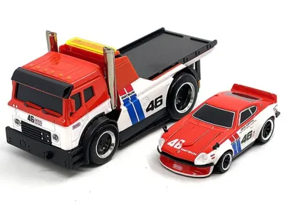 Muscle Machines 11553WH - JDM Flatbed Truck 46 Red and White with Blue Stripes and 197