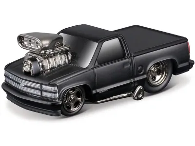 Muscle Machines 15584BO - 1993 Chevrolet 454 SS Pickup Truck Matt Black Blackout Editi