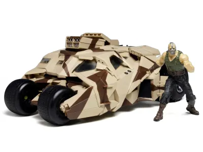 Moebius MOE-967 - Skill 3 Model Kit Batmobile Tumbler with Bane Figure Batman 