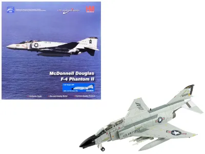 Hobby Master HA19076 - McDonnell Douglas F-4C Phantom II Fighter-Bomber Aircraft 40