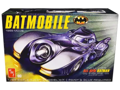 AMT AMT1504 - Skill 2 Model Kit Batmobile with Seated Batman Figure Batman