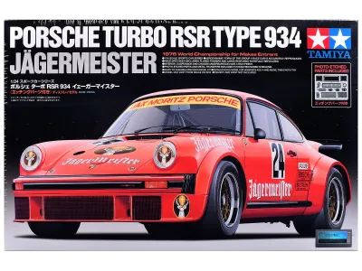 Tamiya TAM-24328 - Model Kit Porsche Turbo RSR Type 934 Jagermeister 124 Scale 