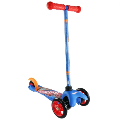 Hot Wheels ACTSCOT482084-NOC-ST - Hot Wheels Tilt and Turn 3 Wheel Scooter