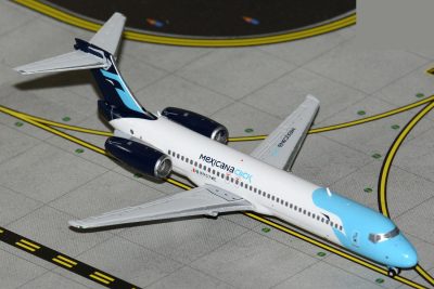 GeminiJets GJCBE2391 - Boeing 717-200 Commercial Aircraft Mexicana Click (N907ME) W