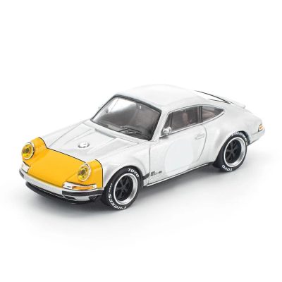 Pop Race PR640201 - Singer 964 Silver Metallic with Yellow Front 164 Diecast Mod